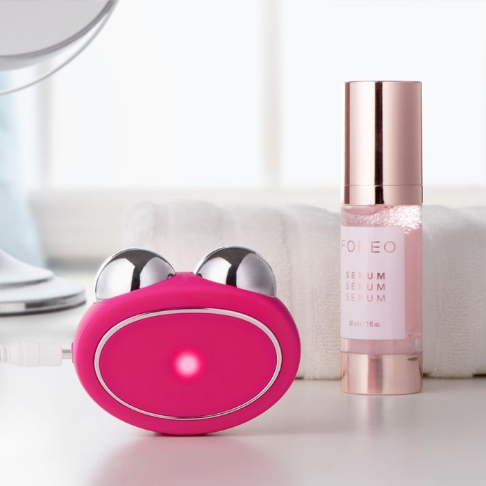 Naprava Foreo Bear Fuchsia in Foreo Serum