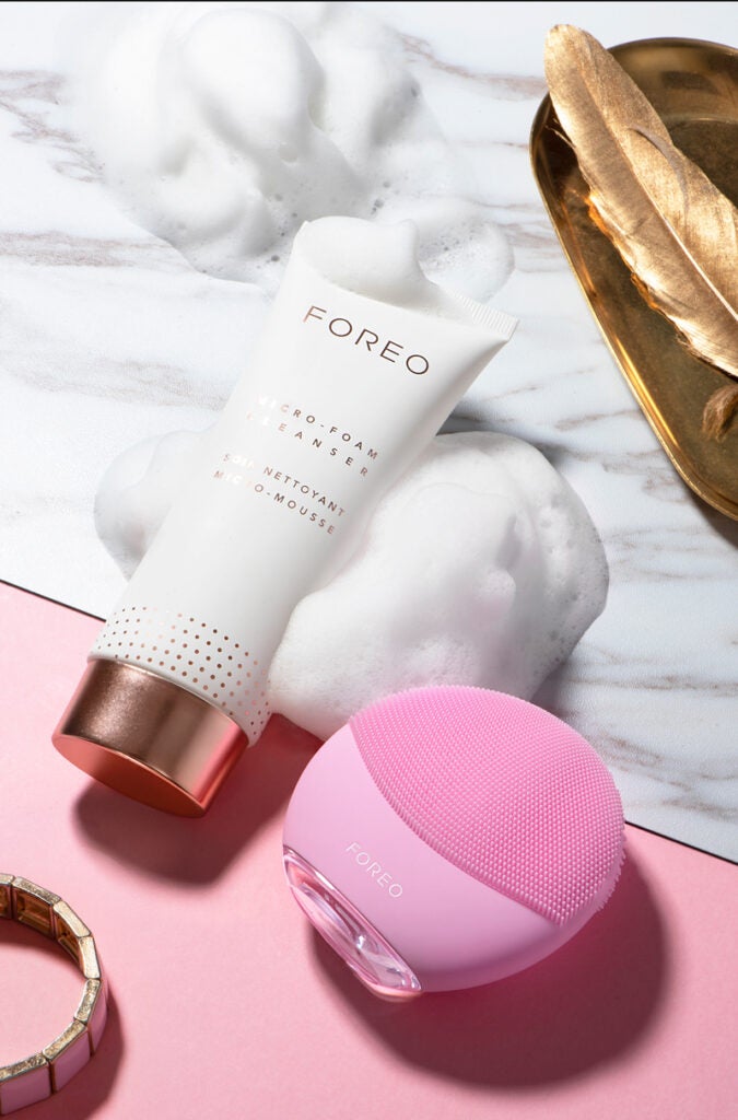 Foreo Micro Foam Cleanser krema in naprava Foreo Luna